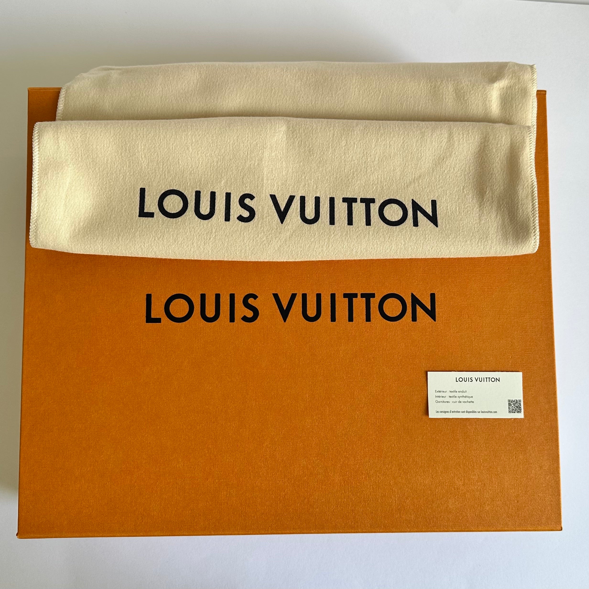 Louis Vuitton Pochette Voyage MM (NWT) – Lux Second Chance