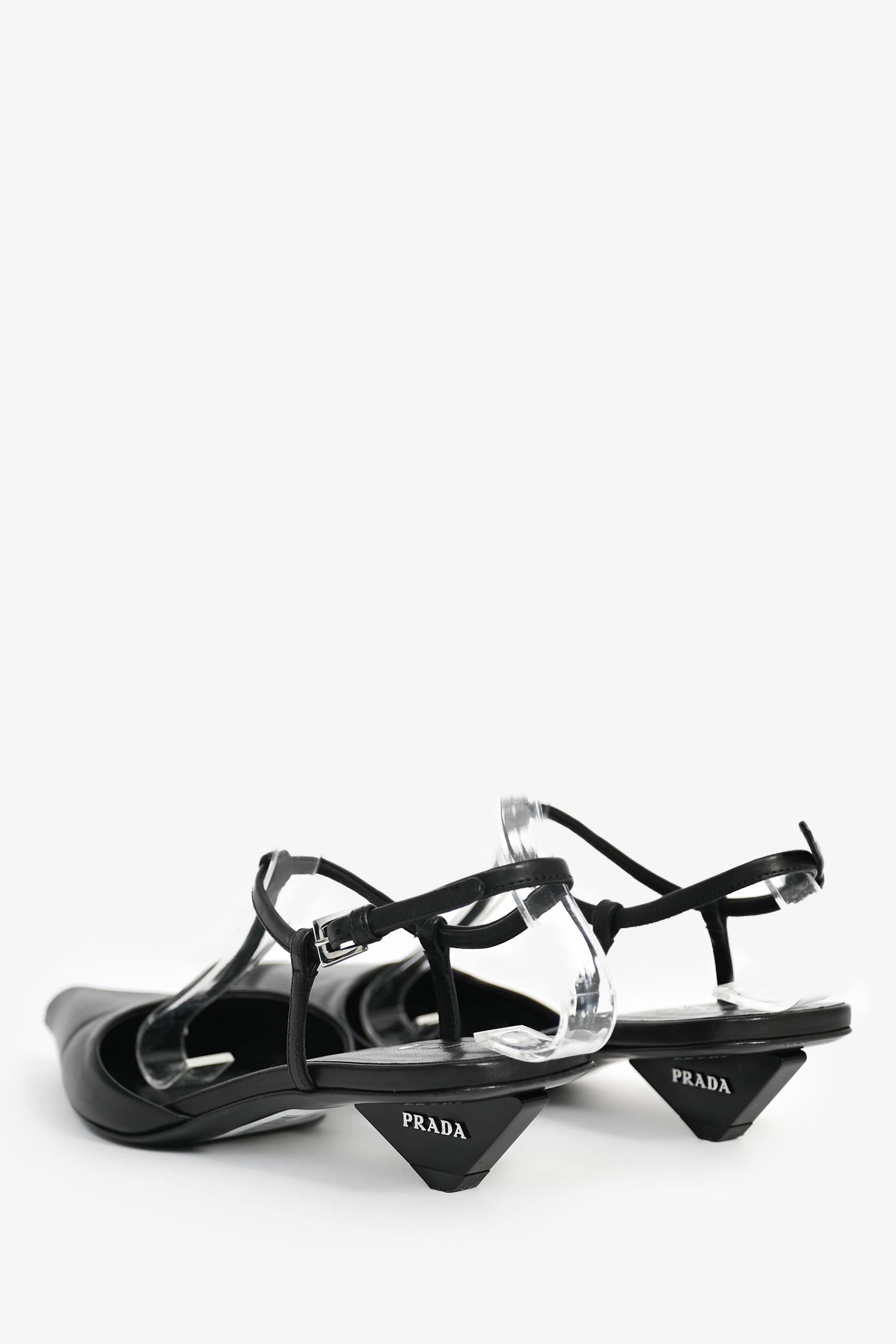 靴 PRADA leather ribbon strap heels black Prada Strappy Bow Heels, 39 – The Millennial Decorator