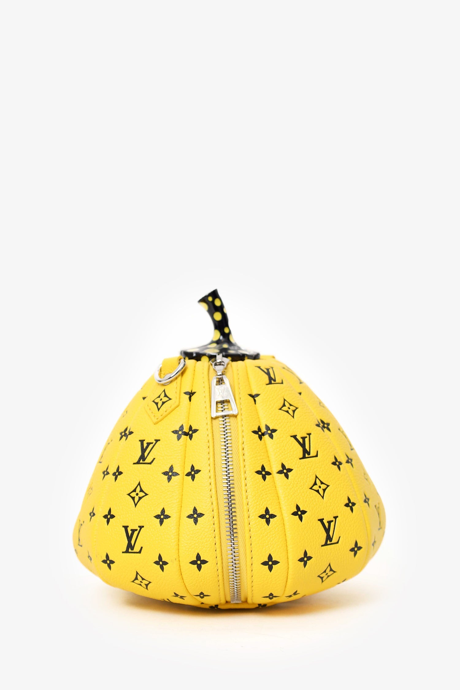 xoxo_fashon_love_　バック Louis Vuitton x Yayoi Kusama Monogram Pumpkin Shoulder Bag