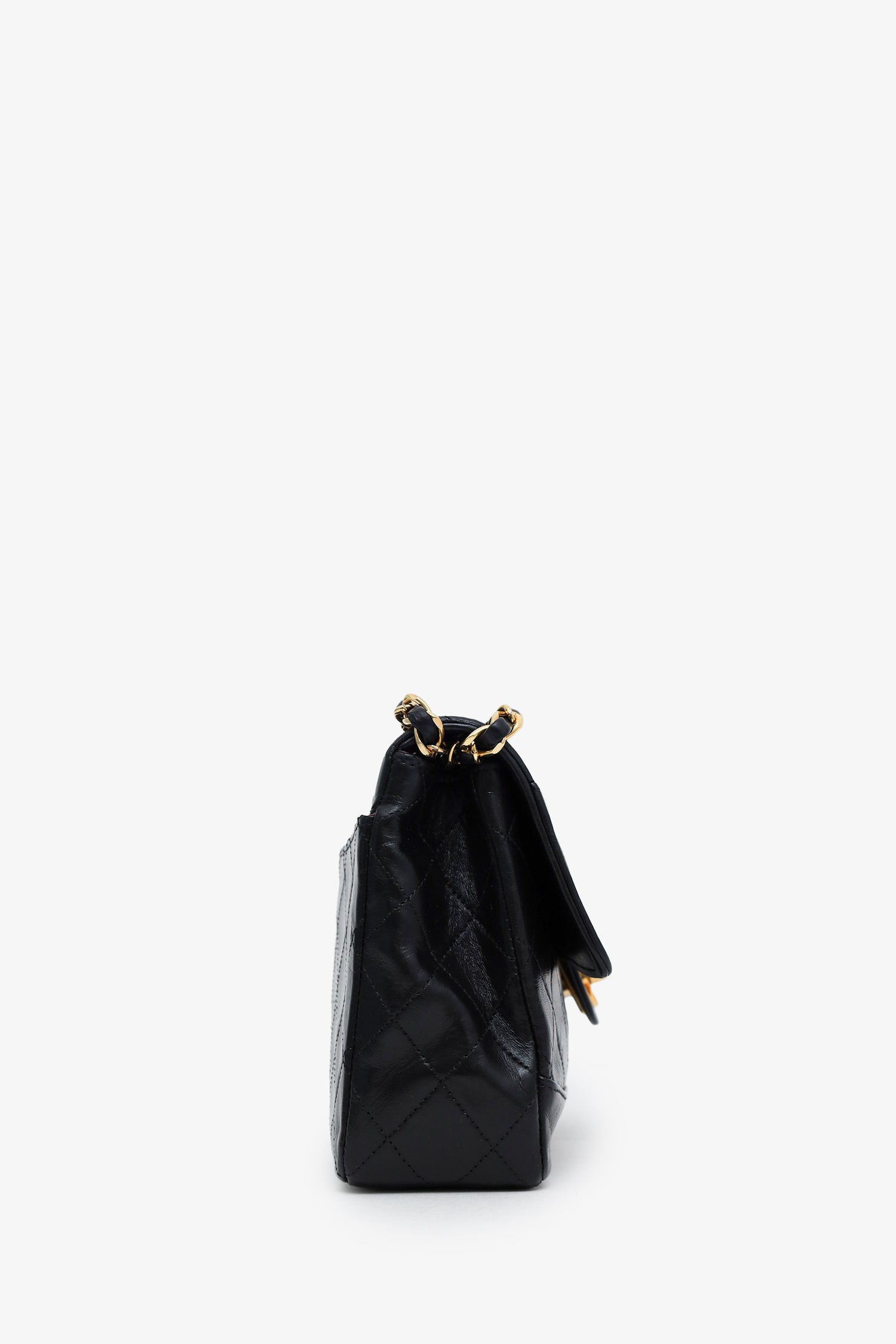 Chanel™ 1989 Black Lambskin Single Flap Shoulder Bag Pre-Loved