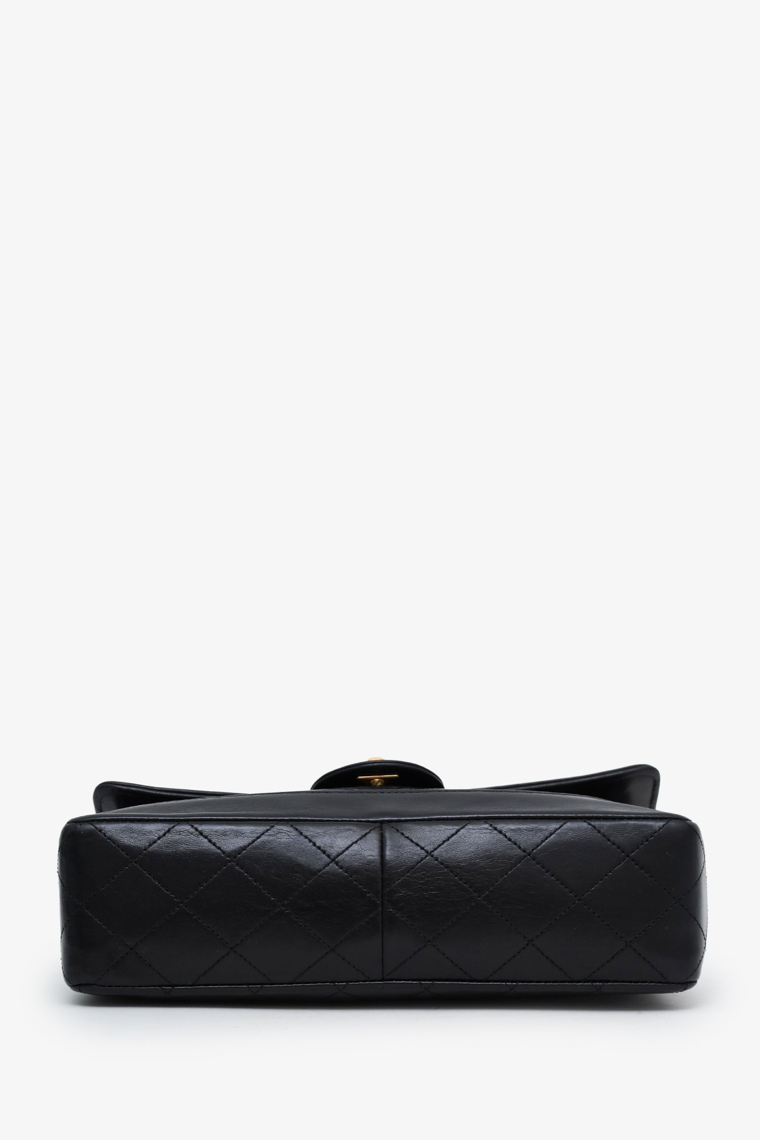 Chanel™ 1989 Black Lambskin Single Flap Shoulder Bag Pre-Loved