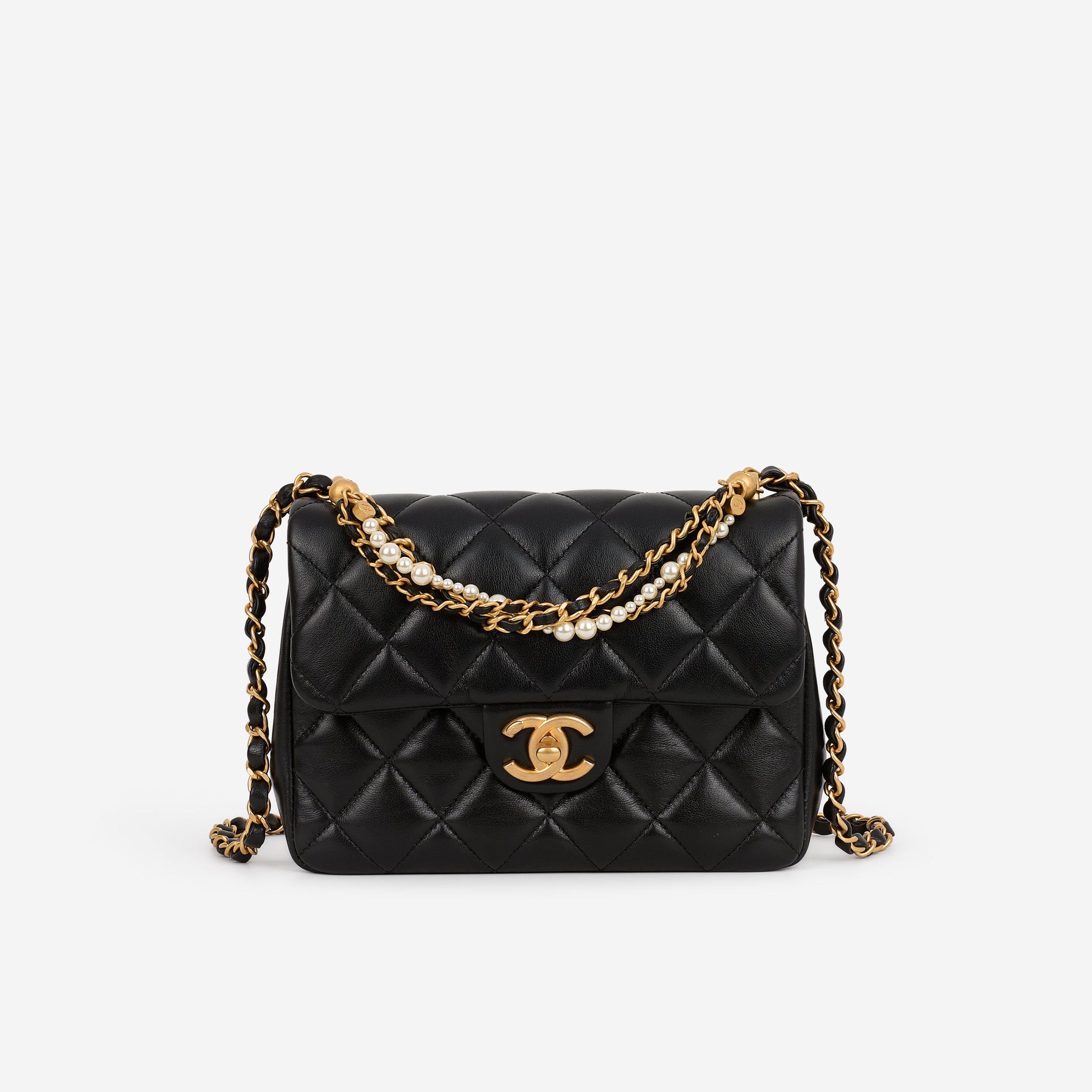 Chanel 24P Pearl Twist Flap - Black Lambskin | Gold Hardware – Lux