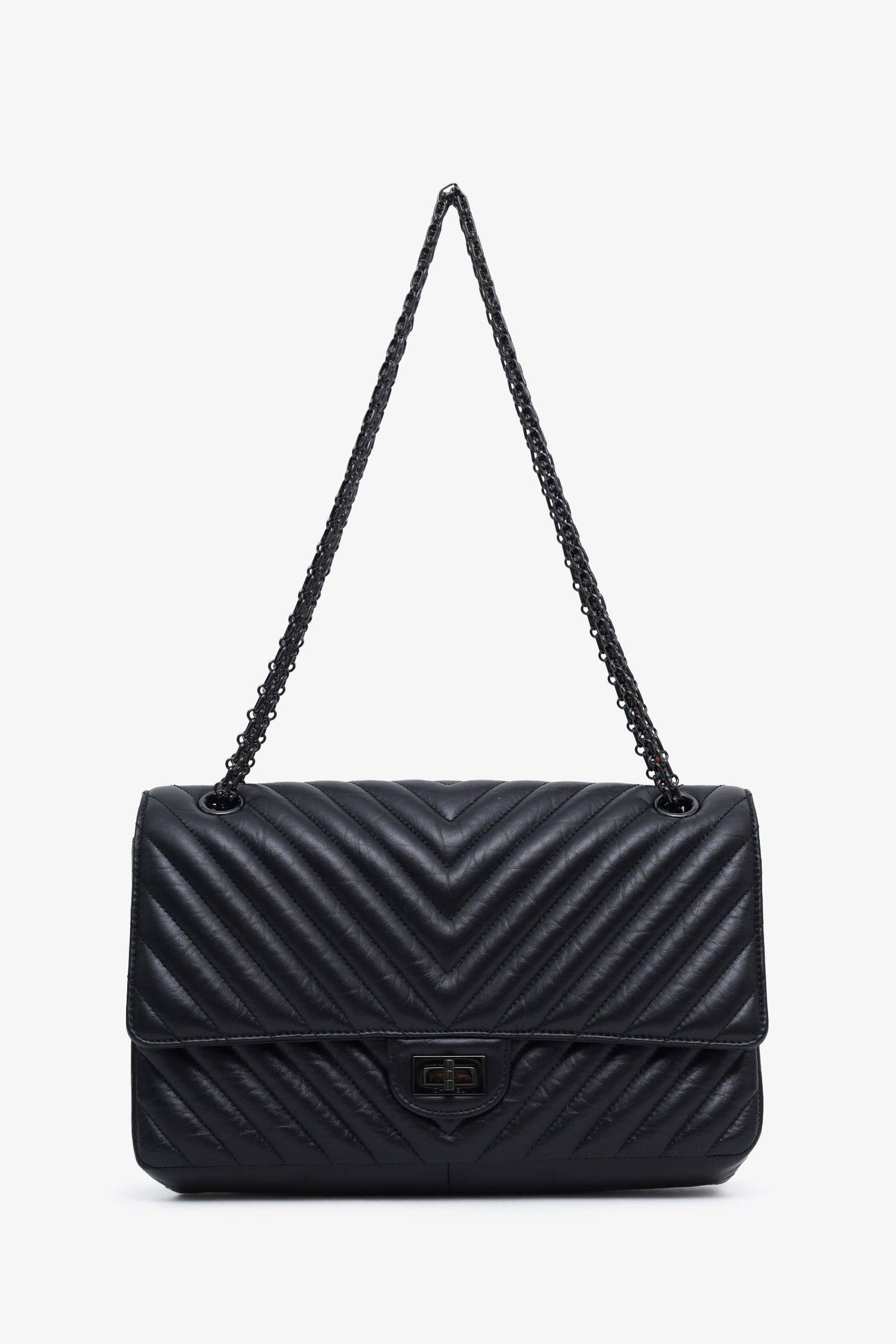 CHANEL 2WAY バッグ　ブラック Chanel™ 2020 Black Chevron Leather So Black Reissue Double Flap