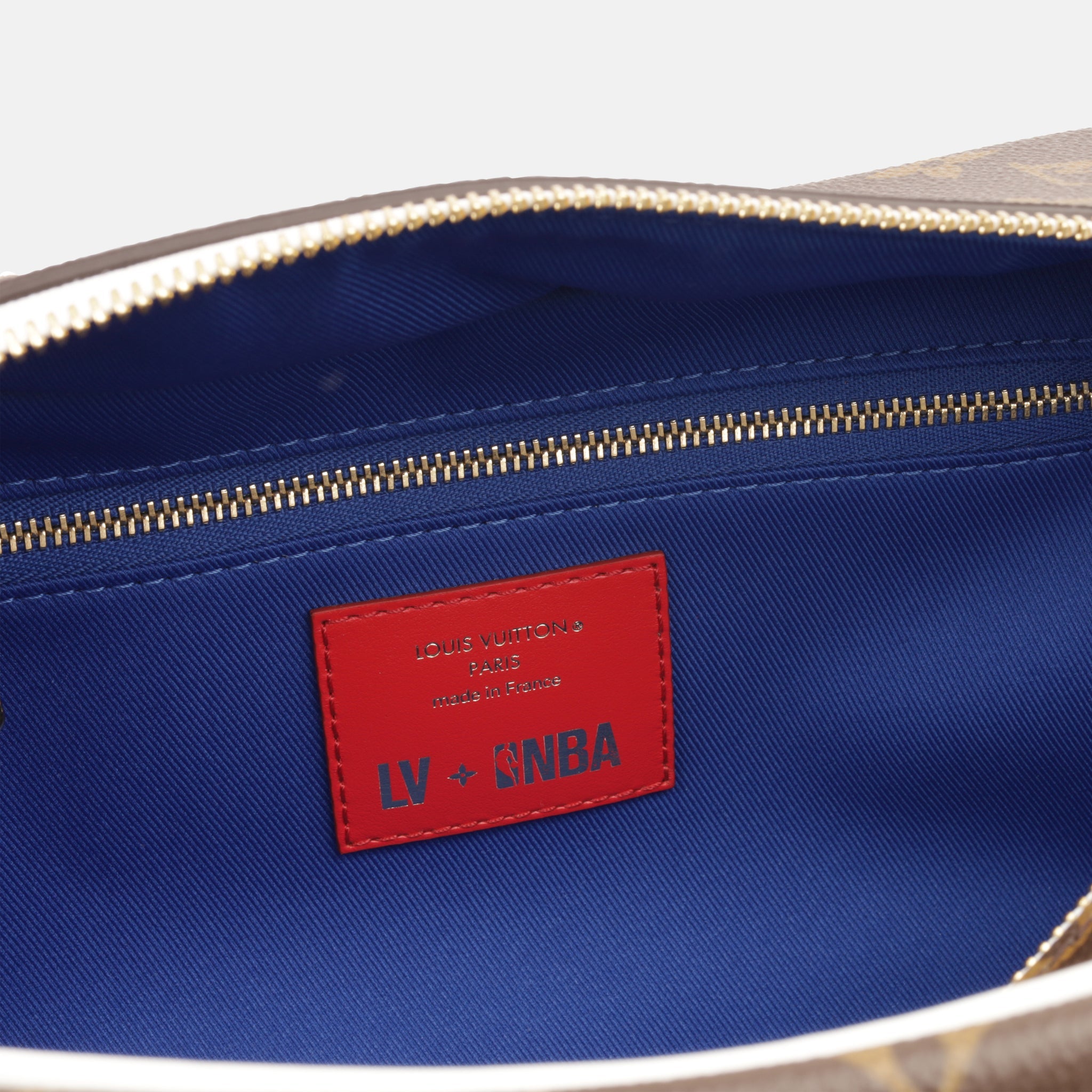 Túi đựng đồ Louis Vuitton x NBA Cloakroom Dopp Kit Bag - Sneaker Daily